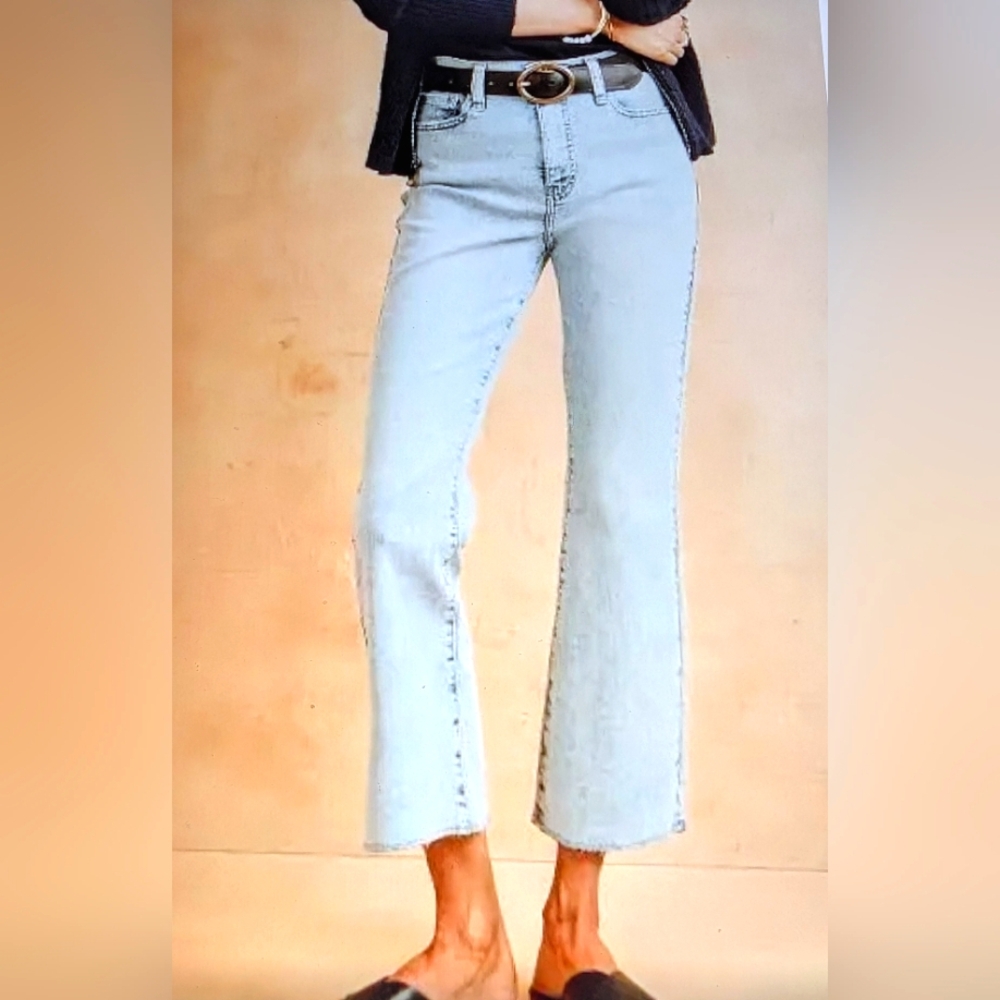 Banana Republic High Rise, Raw Cut, Crop